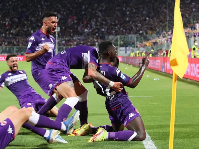 Kỷ lục Fiorentina: CLB đầu tiên vào chung kết 4 cúp châu Âu
