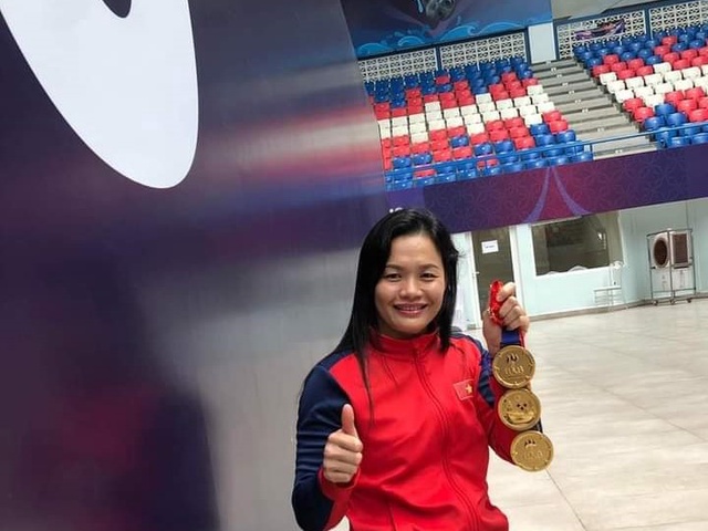 Kình ngư Bích Như liệt chân gây sốc ở ASEAN Para Games 2023: Giành 3 HCV chỉ… 6 tiếng