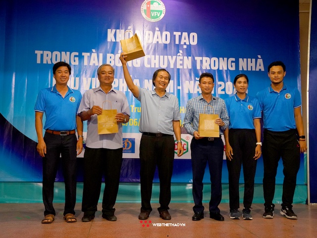 Bế giảng khóa đào tạo trọng tài bóng chuyền khu vực phía Nam với nhiều tín hiệu tích cực