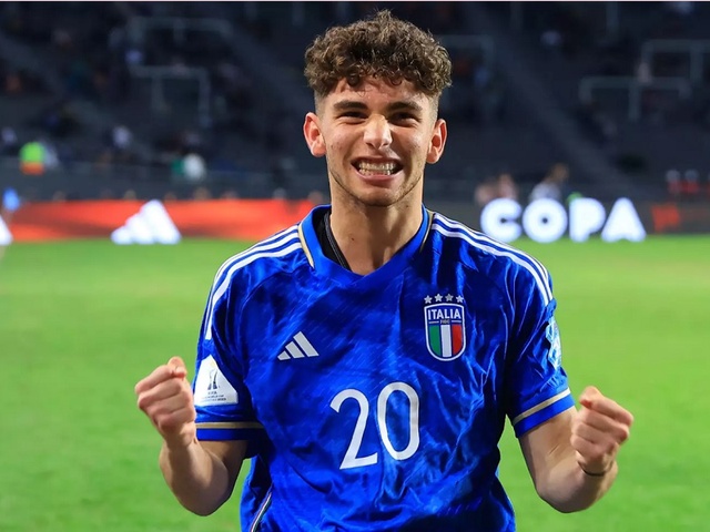 Chung kết U20 thế giới: Pafundi với cái chân trái kỳ diệu như Messi và Maradona