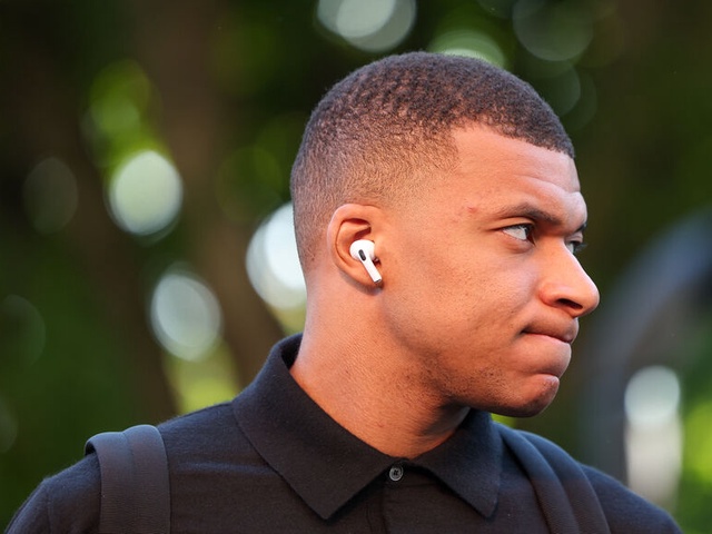 Nóng: Mbappe không kích hoạt gia hạn hợp đồng với PSG