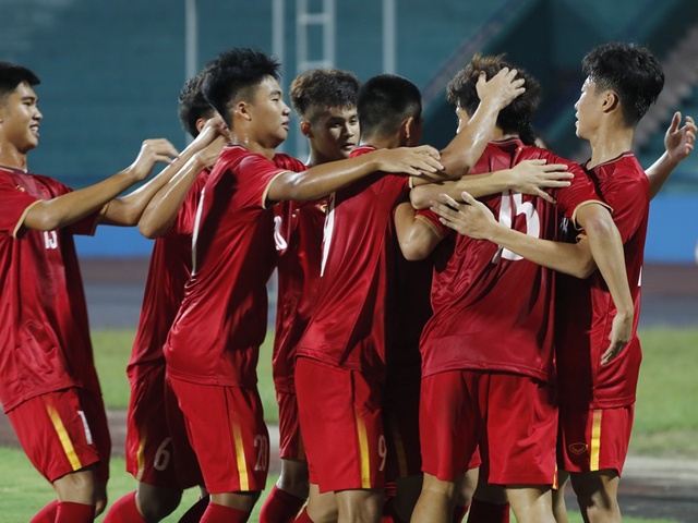 Công Phương, trung vệ cao 1m91 và những sao mai kỳ vọng của U17 Việt Nam