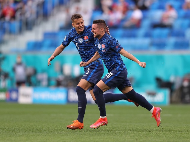 Nhận định Iceland vs Slovakia: Khách lấn chủ