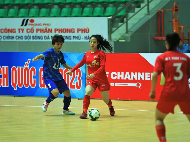 Hotgirl Trần Thị Duyên và Phong Phú Hà Nam ngậm ngùi về nhì ở giải Futsal VĐQG  2023