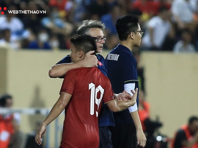 Sau ĐTQG, tương lai của Quang Hải, Công Phượng như thế nào?