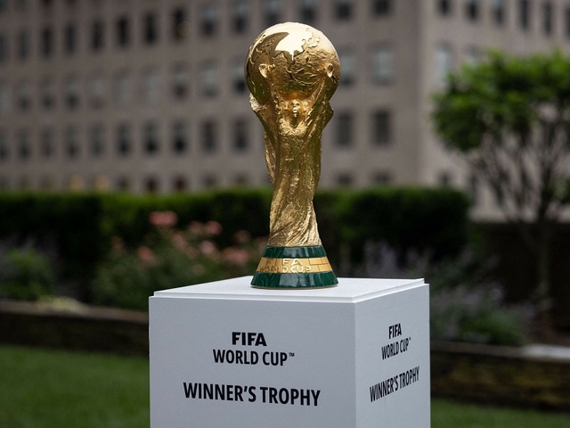 Saudi Arabia bất ngờ rút khỏi cuộc đua đăng cai World Cup 2030