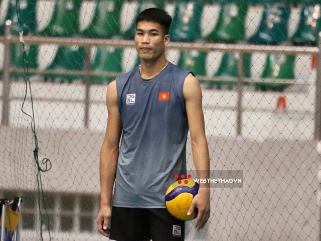 Bóng chuyền nam chốt danh sách AVC Challenge Cup, ngòi nổ Đinh Văn Phương lại lỡ hẹn