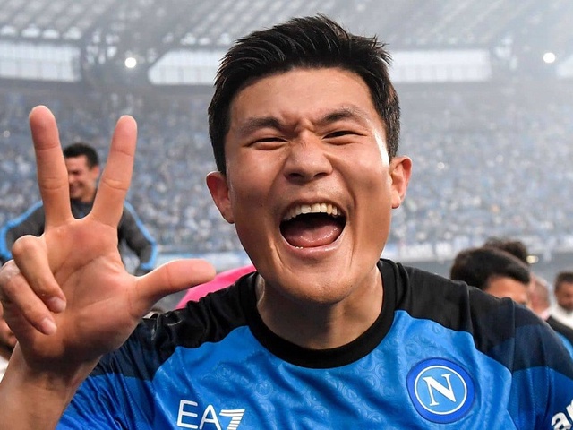 Vì sao Kim Min-jae trẻ hơn 2 tuổi khi Hàn Quốc thay đổi cách tính?