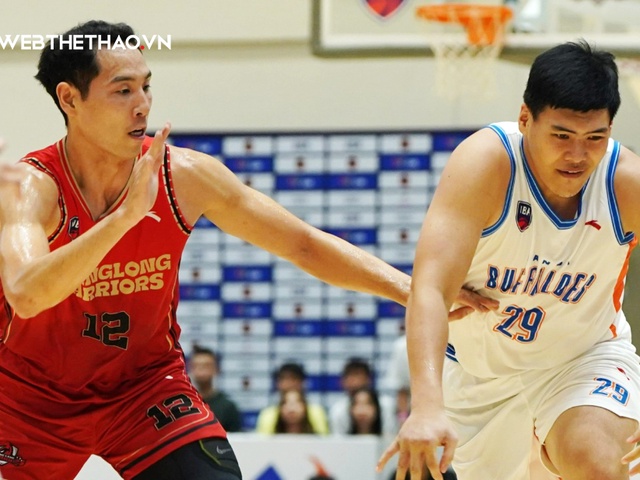 HLV Thang Long Warriors lên tiếng bảo vệ Justin Young sau sai sót ở trận derby Thủ đô