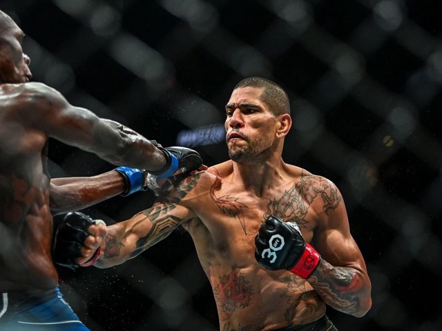 Alex Pereira đạt thể trạng đáng kinh ngạc trước UFC 291