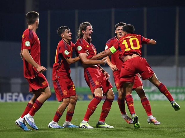 Kết quả giải U19 châu Âu: Tây Ban Nha mở màn suôn sẻ, Na Uy tạo mưa bàn thắng