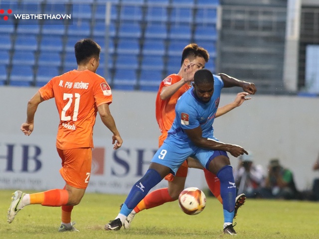 Đua trụ hạng V.League 2023: Vực thẳm chờ đón 4/6 cựu vương