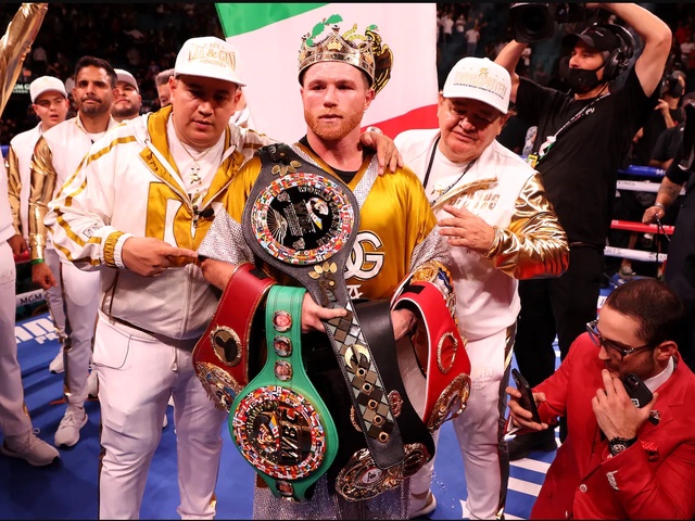 Thống nhất đai và Vô địch tuyệt đối: Những danh hiệu tối cao của Boxing là gì?