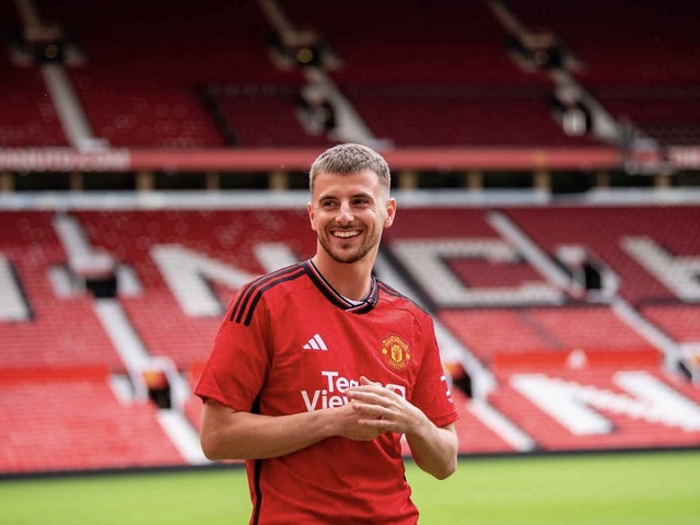 5 bản hợp đồng đắt giá hơn Mason Mount của MU đều… thất bại