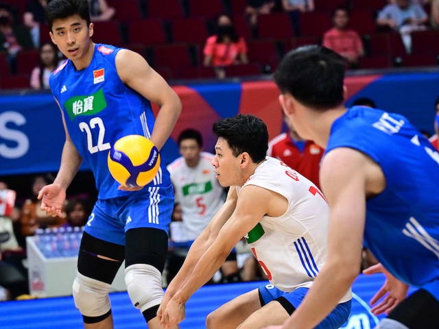 Bóng chuyền nam Trung Quốc bị loại khỏi VNL, phải tranh vé trụ hạng