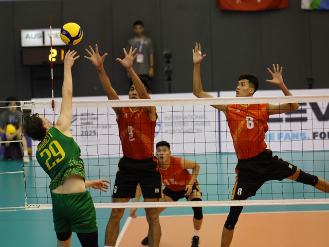 Tuyển bóng chuyền Việt Nam có chiều cao trung bình thứ 6 tại AVC Challenge Cup 2023