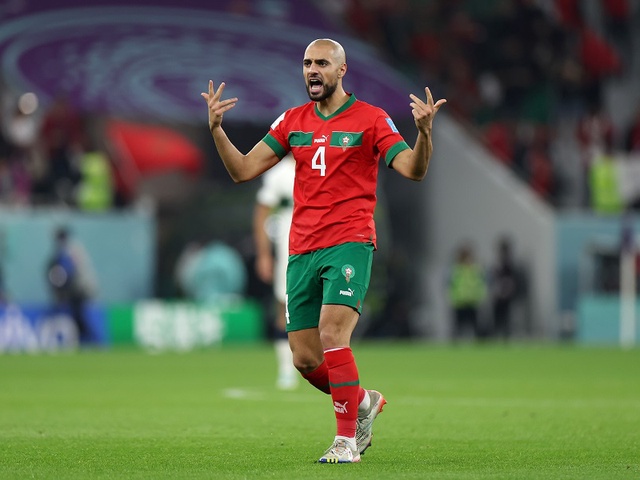 Tại sao MU muốn mua Sofyan Amrabat của Ma rốc?