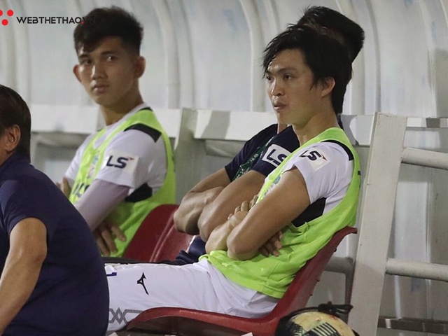 Tuấn Anh đá luân lưu lên trời, HAGL thua sốc đội bóng hạng Nhất ở Cúp QG 2023