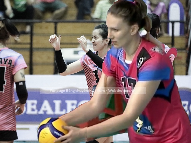 Choáng với thống kê ghi điểm của Polina Rahimova trong ngày ra mắt Hóa chất Đức Giang