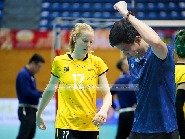 HLV Trần Văn Giáp hết lời khen ngợi học trò ngoại sau màn ra mắt ấn tượng giải bóng chuyền VĐQG