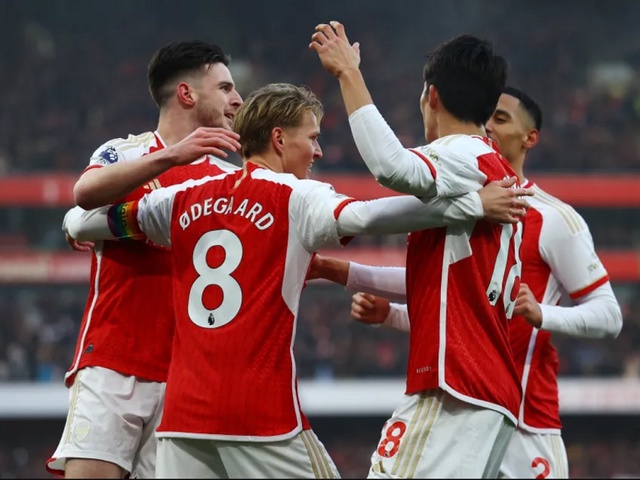 Bảng xếp hạng Ngoại hạng Anh mới nhất: Man Cityt tụt xuống thứ 3