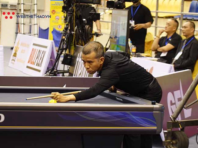 Giải Billiard Carom 3 băng World Cup TPHCM 2023: Ngược dòng khó tin, Trần Quyết Chiến vào tứ kết
