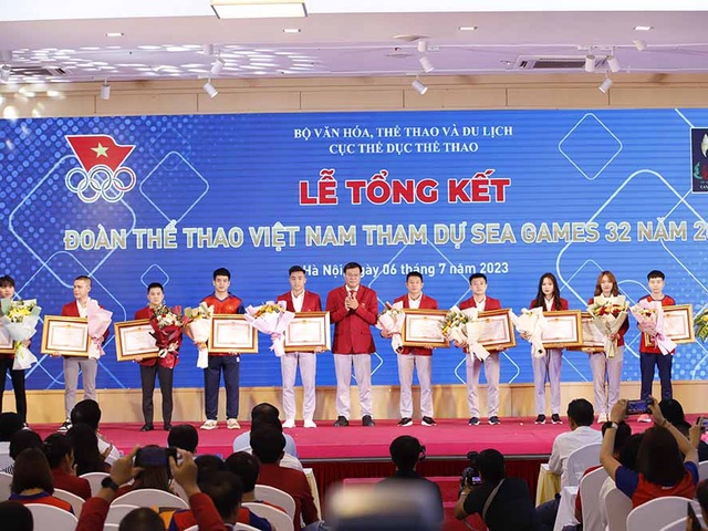 Trên 35 tỉ đồng tiền thưởng cho đoàn TTVN giành ngôi nhất toàn đoàn SEA Games 32 