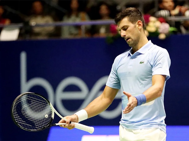 Vừa nhận được suất dự ATP Finals, Djokovic lại có nguy cơ tiếp tục bỏ Úc mở rộng