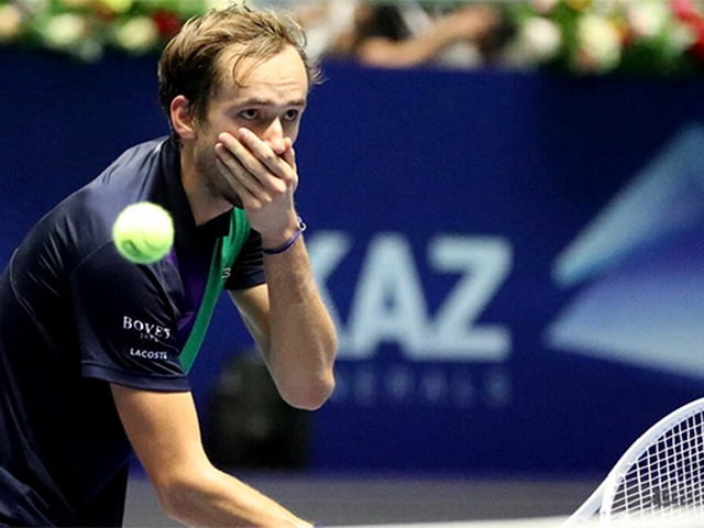 Vì sao Medvedev chịu thua Djokovic khi chưa kết thúc trận đấu giữa 2 cựu số 1 thế giới?