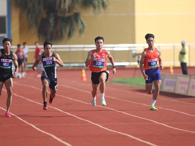 Hai “hảo thủ chạy ngắn SEA Games” cọ xát trước ngày dự giải điền kinh châu Á 2023