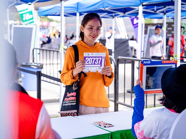 Quán quân marathon quốc gia Ngọc Hoa “săn vàng” Da Lat Music Night Run 2023