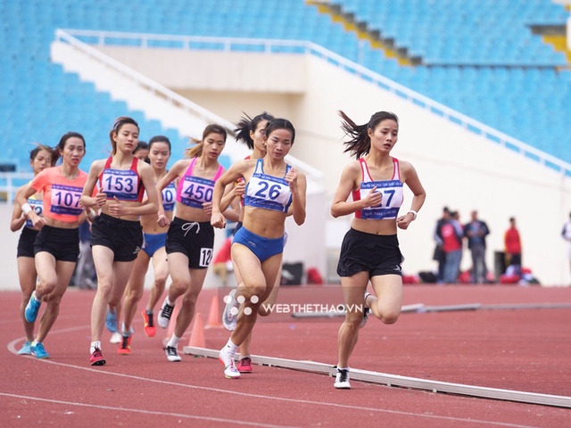Tổ chạy dài điền kinh Việt Nam tập huấn Nghệ An, “gánh chỉ tiêu vàng” SEA Games 32