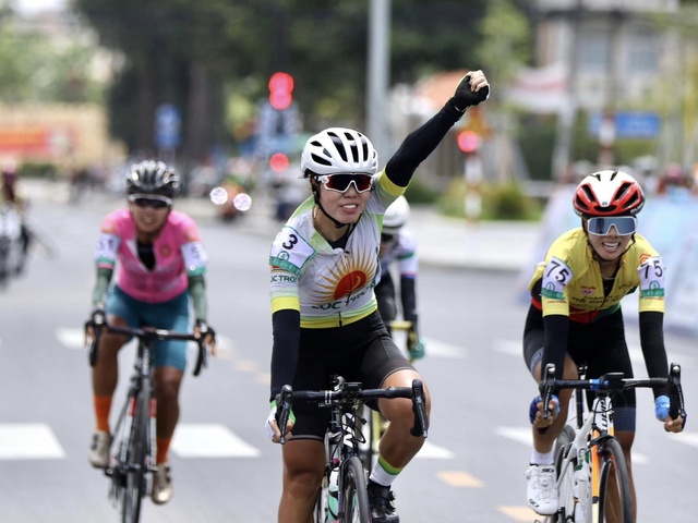 Vắng Nguyễn Thị Thật, đồng đội An Giang thắng chặng mở màn giải xe đạp nữ toàn quốc 2023