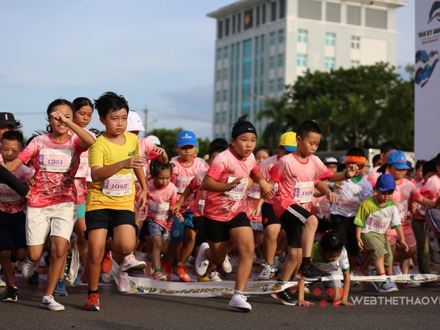Tam Kỳ Discovery Marathon ươm mầm tài năng điền kinh từ những bước chạy nhí yêu thương