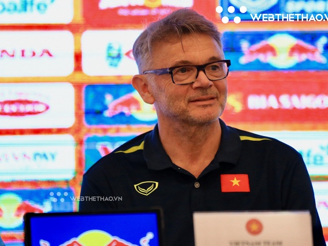 HLV Philippe Troussier muốn thắng ở trận ra mắt tuyển Việt Nam