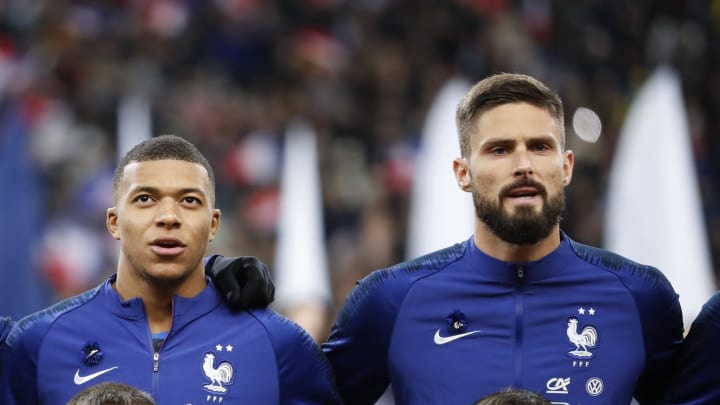 Kylian Mbappe gạt bỏ hờn dỗi với Olivier Giroud trước trận gặp Đức