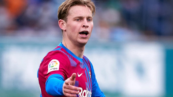 Frenkie de Jong không thể đến MU vì Barca vẫn còn… nợ lương