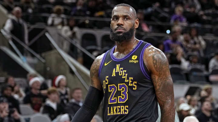 LeBron James Hết Lời Khen Ngợi Victor Wembanyama, Gọi Sao Trẻ Pháp Là ...