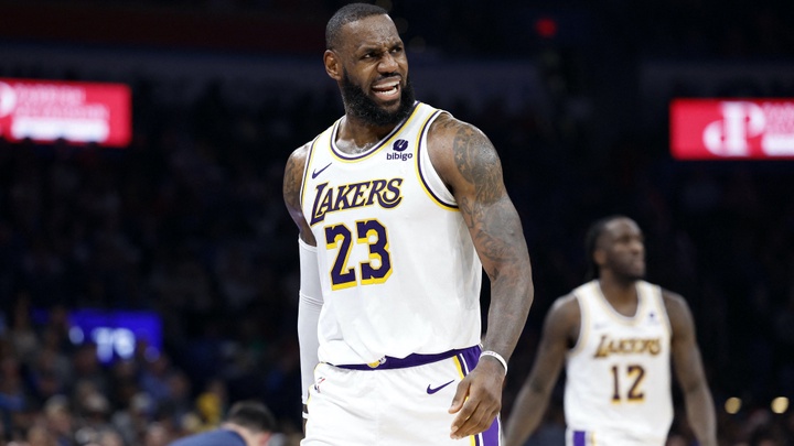 LeBron James rực sáng với trận đấu hay nhất từ đầu mùa, Los Angeles Lakers ngắt mạch thua