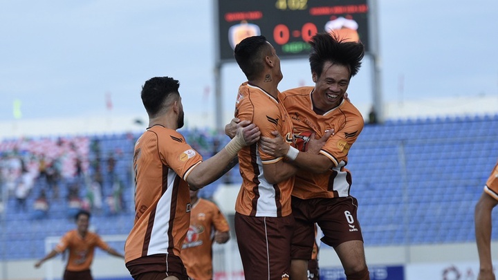 HAGL thắng trận thứ 2 liên tiếp, xây chắc ngôi đầu V.League