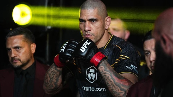 Lý do hài hước khiến Alex Pereira “cạo đầu” trước mỗi trận UFC