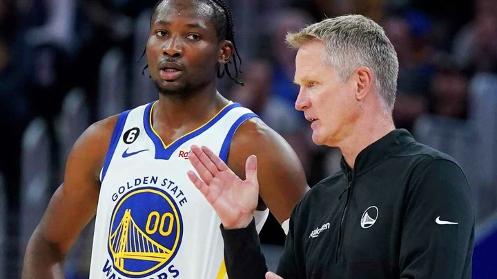 Chuyển nhượng NBA: Lộ diện cái tên bị Warriors bỏ rơi trong “cuộc chiến gia hạn hợp đồng"