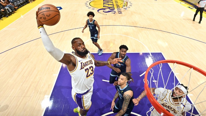 Hé lộ lý do LeBron James “biến mất” trong 7 ngày rồi tái xuất mạnh mẽ cùng Los Angeles Lakers