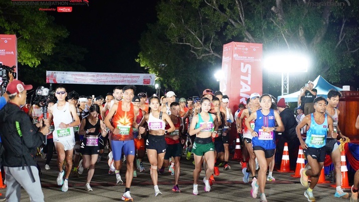 Dàn VĐV elite Đông Dương thăng hoa bùng nổ ở chặng cuối Viettel Marathon Angkor Wat