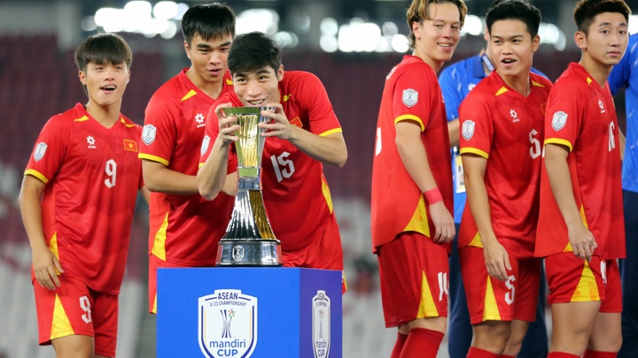 Chuyên gia: “U23 Việt Nam vô địch thì vui nhưng chỉ mới tầm Đông Nam Á”