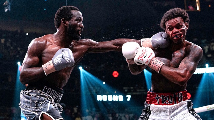 Dmitry Bivol ra lời khuyên với Terence Crawford khi đấu Canelo Alvarez
