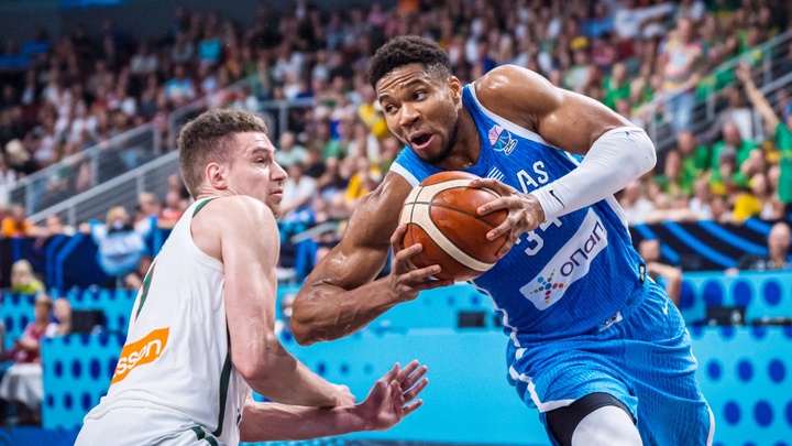 Hy Lạp lần đầu trở lại top-4 EuroBasket sau 16 năm: Cơ hội huy chương đến với Giannis Antetokounmpo