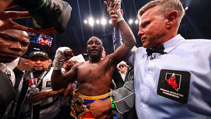 Terence Crawford vĩ đại hơn... Usyk sau khi hạ Canelo Alvarez