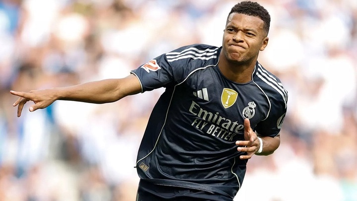 Mbappe là không thể ngăn cản khi nhắm tới cột mốc bàn thắng đầu tiên với Real Madrid