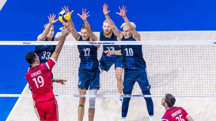 Giải bóng chuyền vô địch thế giới chứng kiến cú sốc tiếp theo